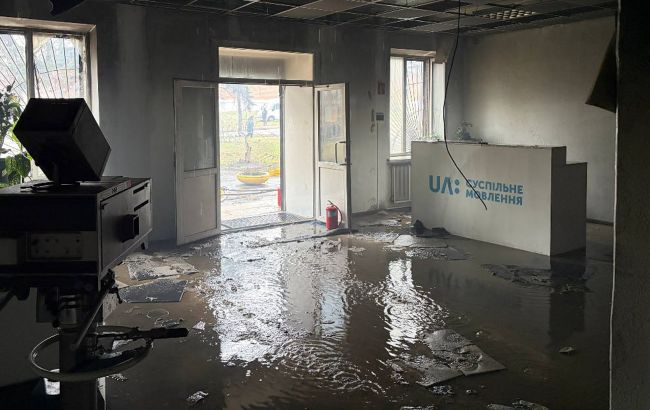 У Дніпрі ворожі дрони пошкодили редакцію "Суспільного" й "Українського радіо": деталі