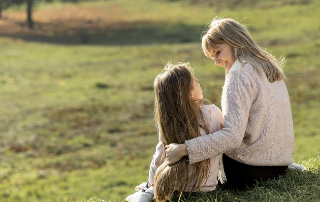 Виховання доньки: що обов'язково потрібно їй сказати, коли вона підросте