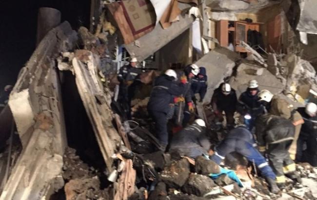 Число жертв обрушения дома в Казахстане возросло до девяти