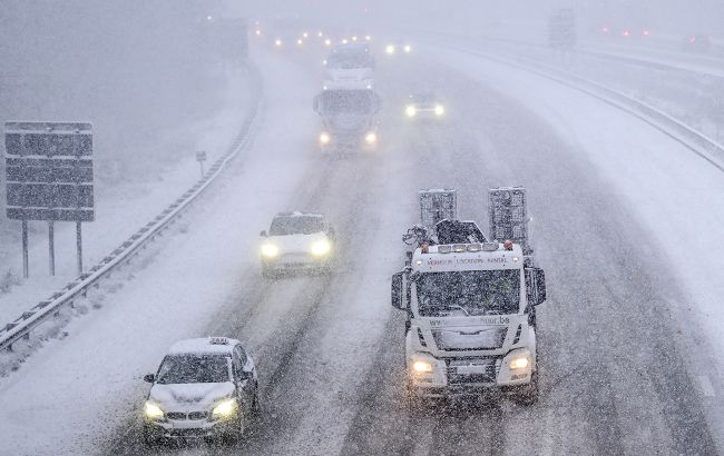 Кордон з Молдовою закривають для автобусів і фур: коли почне діяти обмеження