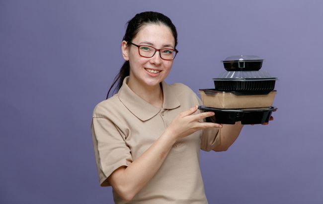 Чому не можна повертати посуд порожнім після частування: так ви вбережете свої гроші