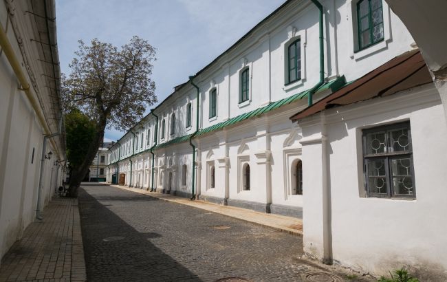 У Лаврі досі є монахи Московського патріархату: що вони роблять і де живуть