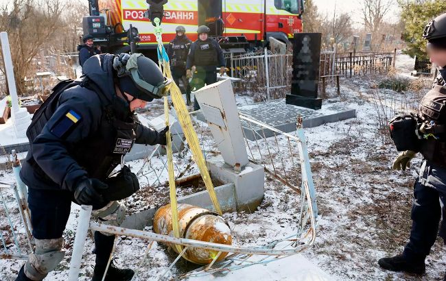 Сапери показали відео знищення ракети Х-59 у Дніпропетровській області