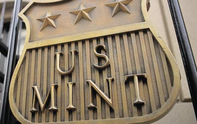 В США презентовали новую золотую монету с афроамериканской Леди Свободы