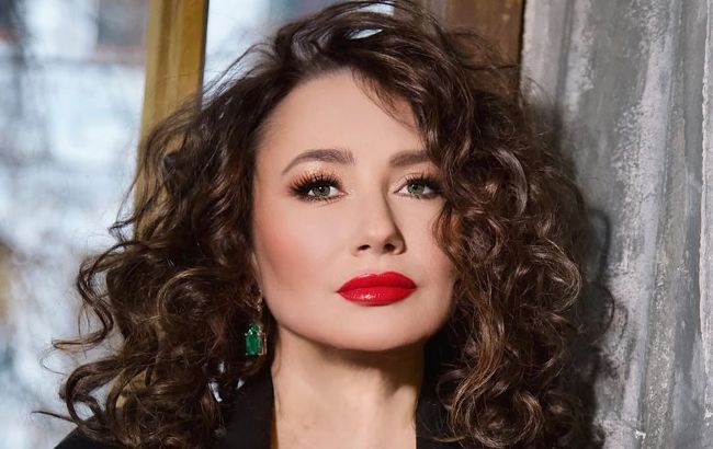 Олена Мозгова показала молодого батька на архівному фото