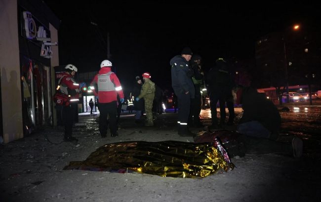 Росіяни вдарили дроном по Запоріжжю: загинули двоє людей, є постраждалі (фото)