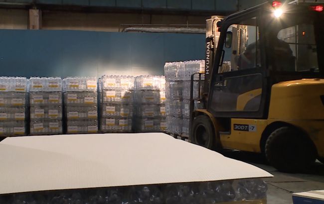 Лікарні Херсона отримали 50 тисяч літрів води від гумпроекту "Рятуємо життя"