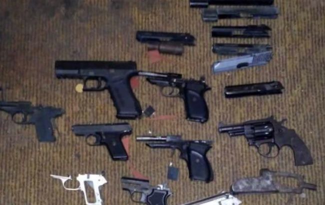 В Запорожье правоохранители обнаружили мастерскую по ремонту и переделке оружия