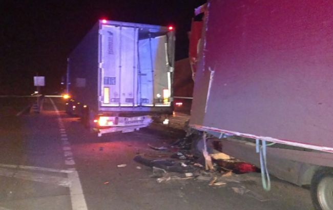 В Николаевской области столкнулись две фуры, есть погибшие
