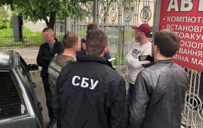 СБУ задержали таможенников за продажу информации из базы ГФС