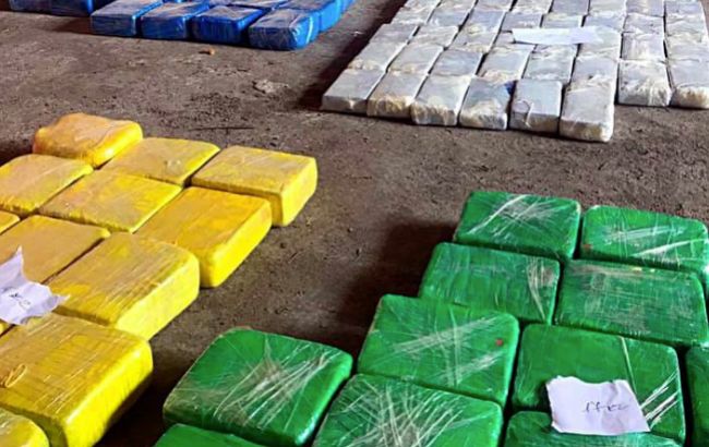 В Киевской области правоохранители изъяли полтонны героина