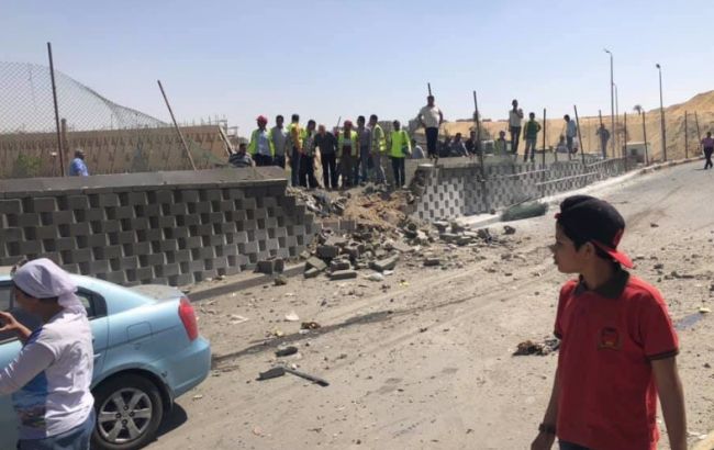 В Египте около автобуса с туристами прогремел взрыв, пострадало более 10 человек