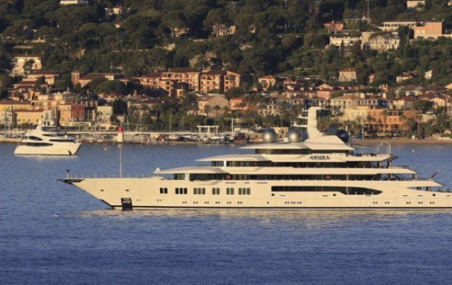 У берегов Канн столкнулись яхты, есть погибший