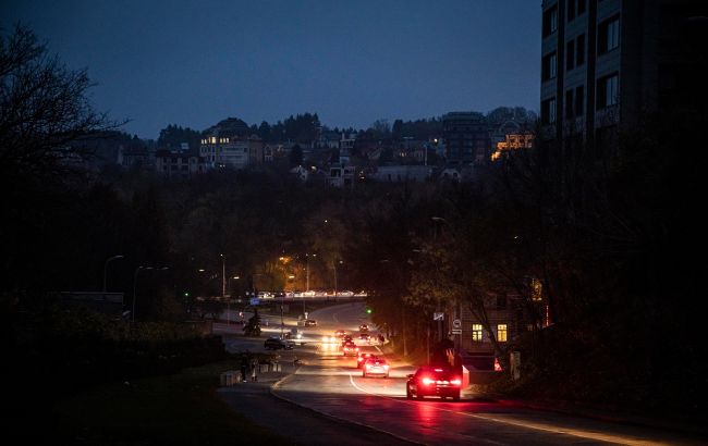 На вихідні в окремі години не відключатимуть світло: прогноз "Укренерго"