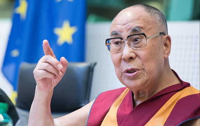 Далай-ламу выписали из больницы