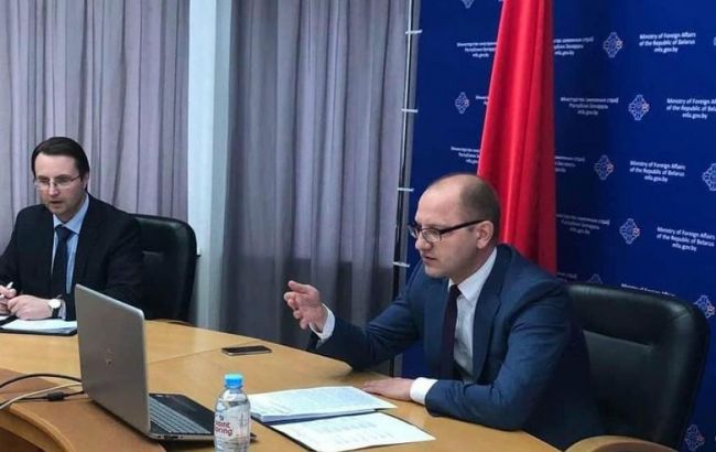 Білоруський дипломат пішов у відставку на знак протесту проти дій уряду