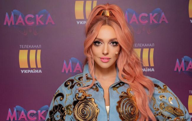 Оля Полякова засветилась в Британии на похоронах Елизаветы ІІ