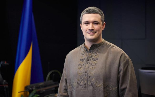 Чатбот "Цифровий Федоров" запрацював в Україні: що він вміє і як авторизуватися