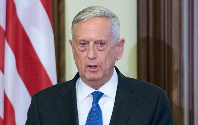 Мэттис заявил, что остается на должности с поддержкой Трампа