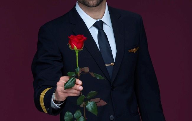 Неземной: главным героем шоу Холостяк 10 стал пилот (видео)