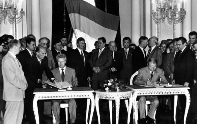 Компроміси з комуністами. Як ухвалювали Конституцію в 1996 році і що з нею не так?