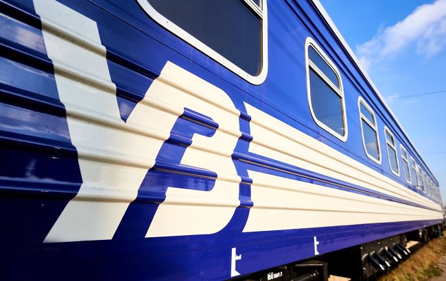 УЗ з 8 серпня вводить додаткові приміські поїзди: куди вирушать електрички