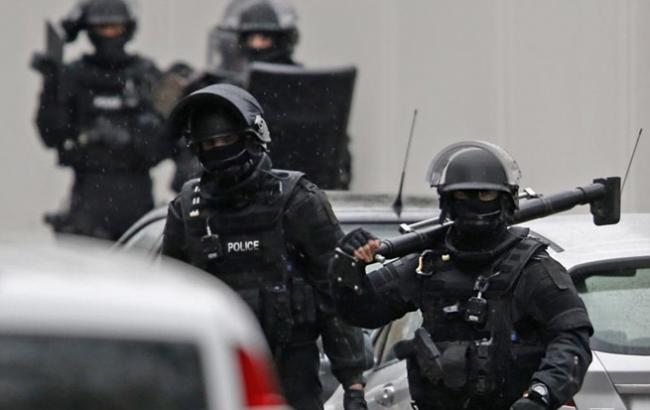 На юге Франции водитель пытался переехать военный патруль