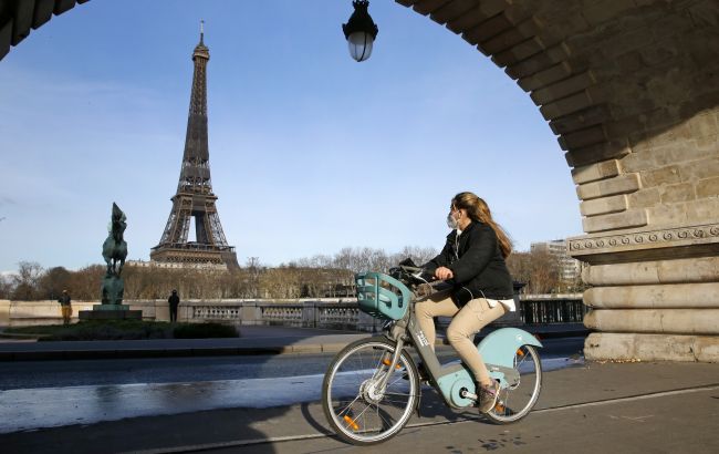 ЄС переніс на рік старт платної системи реєстрації для туристів