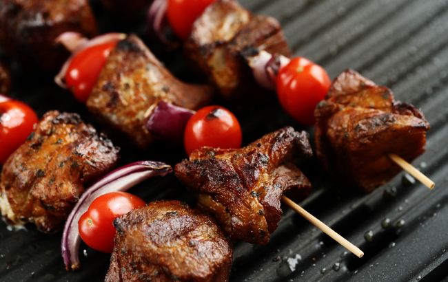 Как быстро замариновать шашлык: самые простые и доступные способы