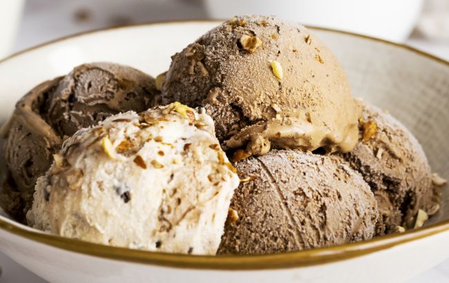 Експерт назвала найшкідливіше морозиво, яке не варто купувати