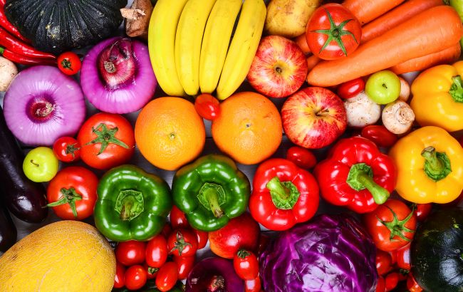Названы суперовощ и суперфрукт, которые нужно покупать в режиме строгой экономии