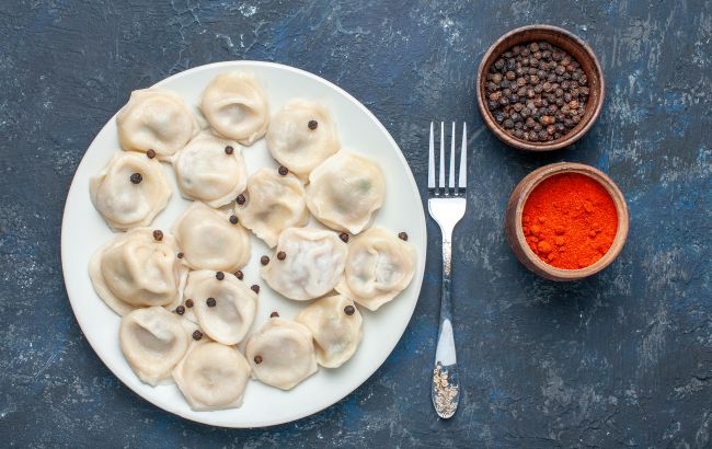 Не из-за дефицита майонеза и кетчупа. Почему в СССР ели пельмени с уксусом