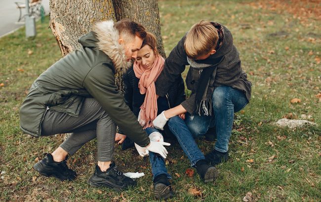 Як розпізнати перелом і надати першу допомогу: медична інструкція