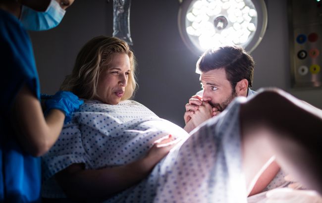 Як отримати допомогу при народженні дитини під час війни: інструкція