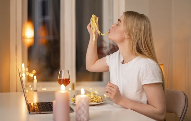 Лікар розповіла, з чим не можна поєднувати макарони, щоб не набрати вагу