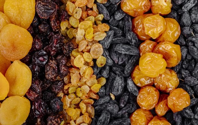 Названы самые вредные сухофрукты: опасны для здоровья