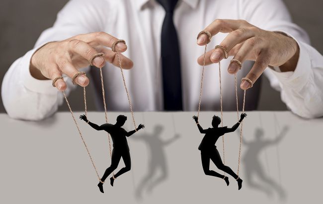 Как понять, что вами манипулируют? 7 фраз, которые выдают злые намерения собеседника