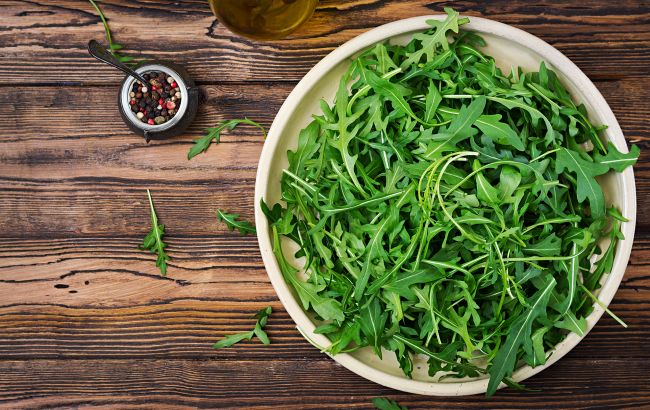 Як правильно зберігати руколу, щоб вона довго залишалася свіжою