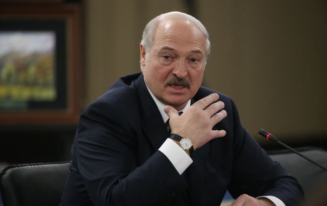 "Не лезьте к нам": Лукашенко перешел к угрозам НАТО из-за "Орешника"
