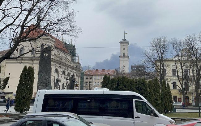 У Львові та області чули вибухи. Працювали системи ППО