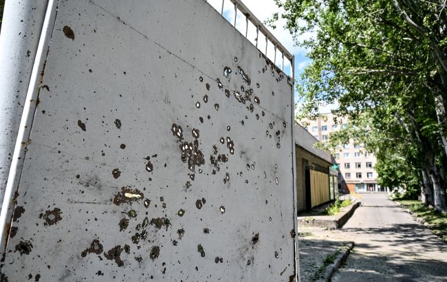 Военные РФ обстреляли Никополь: есть раненые и разрушения (фото)