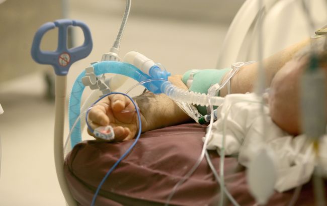 У Дніпрі врятували пацієнта, якого за кордоном визнали невиліковним: був з найменшими ознаками життя