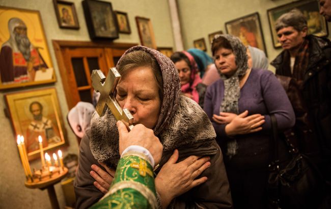 У мережі кажуть про масове звезення прихильників УПЦ МП до Києва для молитви за Росію: що відомо