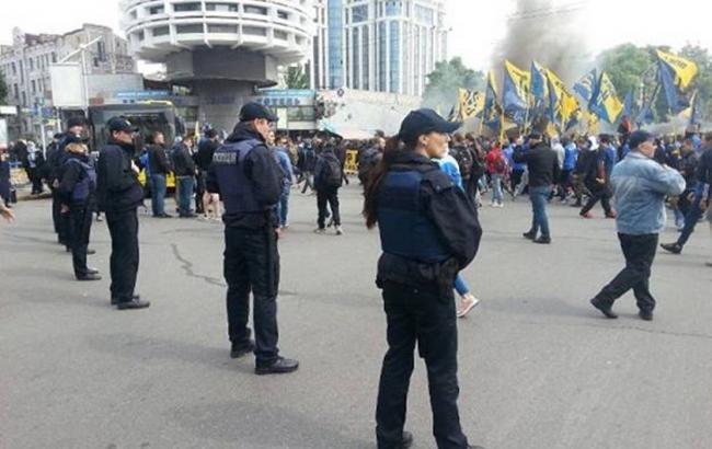 Под Радой проходит масштабный митинг активистов "Азова"