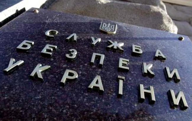 СБУ задержала двух военных, которые "продавали" право служить по контракту