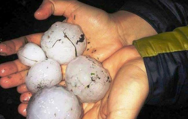 У Бердичеві оголошено надзвичайну ситуацію місцевого рівня через град