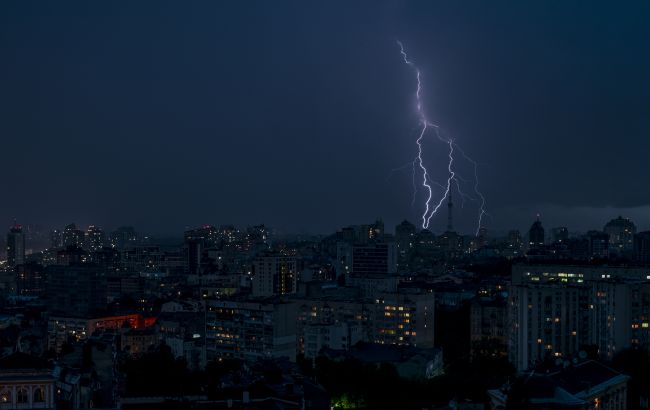 Гром и молнии? Синоптики рассказали, возможна ли мартовская гроза в Украине