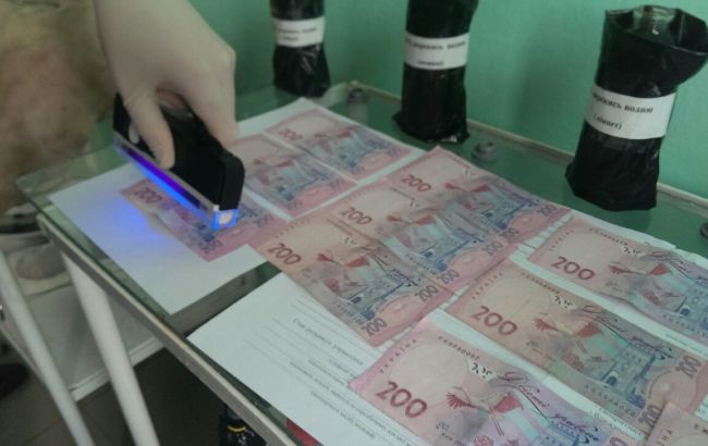 В Хмельницкой обл. задержали врача-взяточника