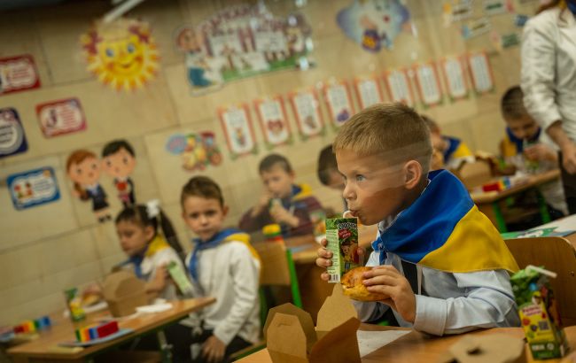 Майже 40% українців допускають вивчення російської мови в школах: навіщо їм вона