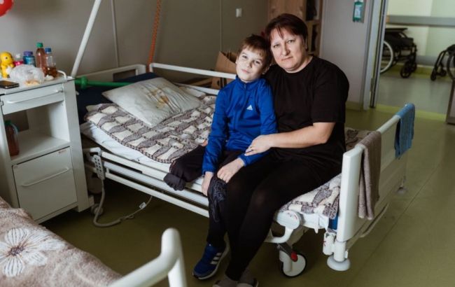 Потерял ногу, но выжил. Невероятная история спасения 11-летнего Саши из Харьковской области